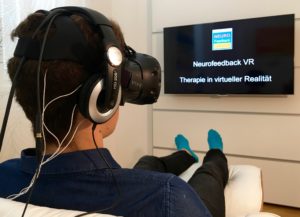 Student im Neurofeedback Training in virtueller Realität (VR)